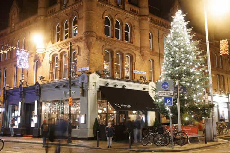 You will have an unforgettable Christmas party experience at Rustic Stone