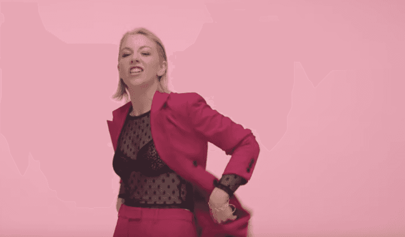 Lesley Roy will perform Ireland’s Eurovision entry live in town tonight