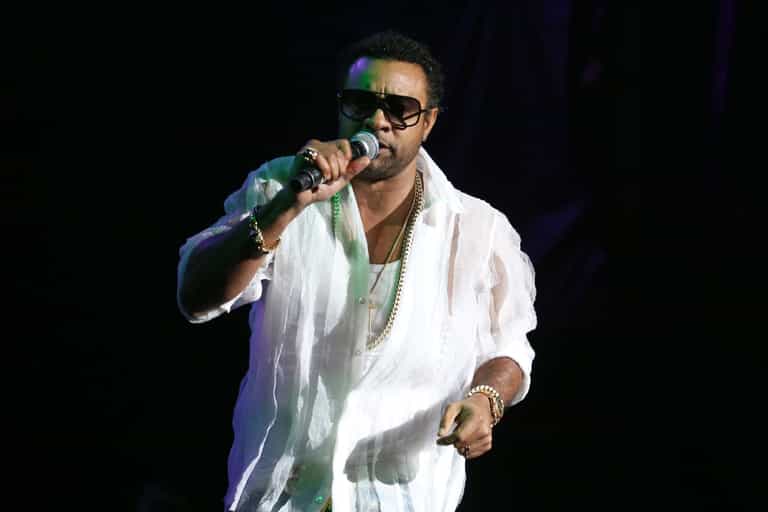 Shaggy shares image of ridiculous amount of plastic waste at the end of his 3 Arena show