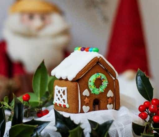 Dublin café hosting virtual gingerbread making class