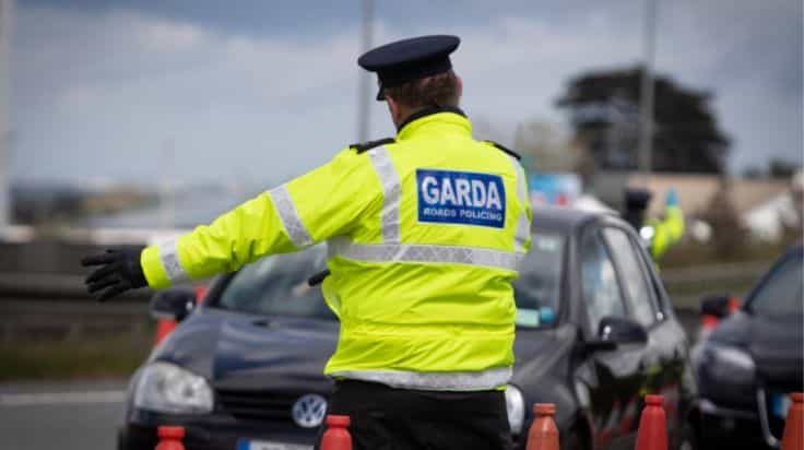 Gardaí close busy Dublin road due to the appearance of a sinkhole