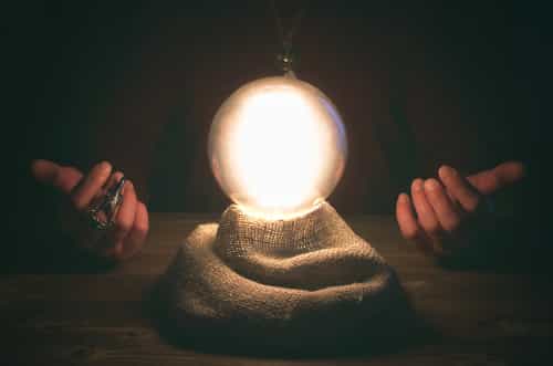 The Bram Stoker Festival And Darkfield Are Organising A Séance This October To Terrify You To Your Very Core The Bram Stoker Festival And Darkfield Are Organising A Séance This October To Terrify You To Your Very Core
