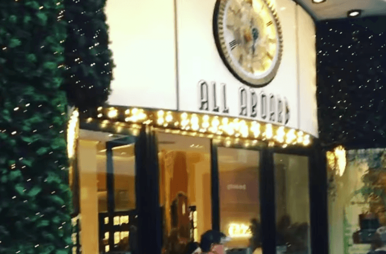 WATCH: Brown Thomas unveils its Christmas window display WATCH: Brown Thomas unveils its Christmas window display