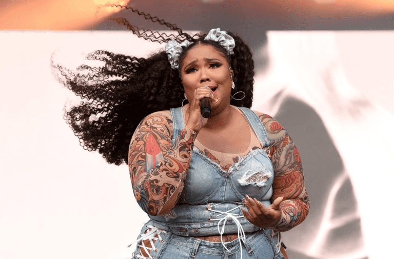 Sing Along Social is hosting a ‘Lizzo Appreciation Day’ Sing Along Social is hosting a ‘Lizzo Appreciation Day’