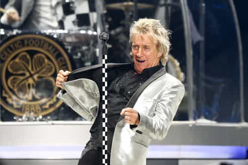 Sir Rod Stewart has been spotted hanging out around Dublin Sir Rod Stewart has been spotted hanging out around Dublin