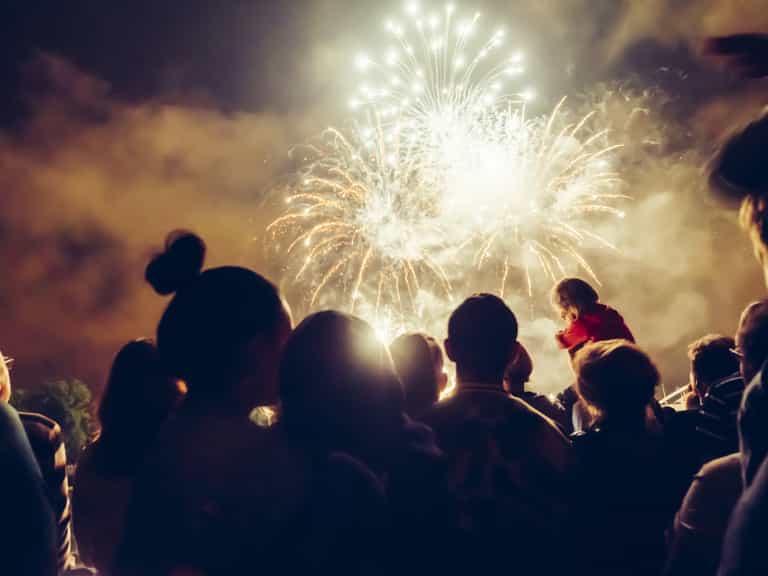 PICS: Unreal scenes in Dublin last night as the city was lit up for the New Year’s Festival PICS: Unreal scenes in Dublin last night as the city was lit up for the New Year’s Festival