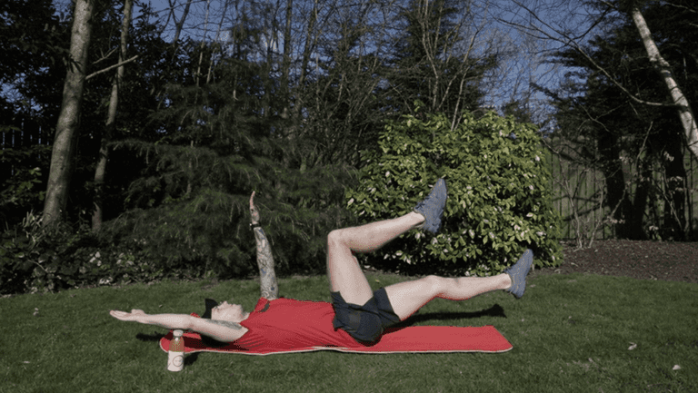 This quick high intensity workout is a great way to burn energy at home This quick high intensity workout is a great way to burn energy at home