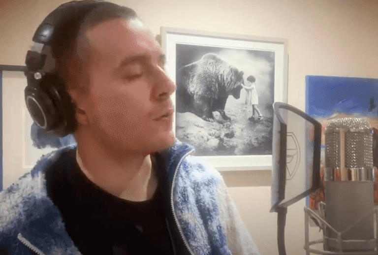 WATCH: Dermot Kennedy lends his vocals to all-star cover of Foo Fighters’ song Times Like These WATCH: Dermot Kennedy lends his vocals to all-star cover of Foo Fighters’ song Times Like These