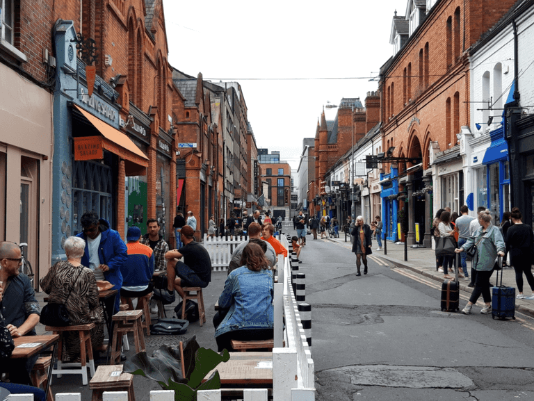 Dublin City Council to extend pedestrian trial hours on Grafton Street this weekend Dublin City Council to extend pedestrian trial hours on Grafton Street this weekend