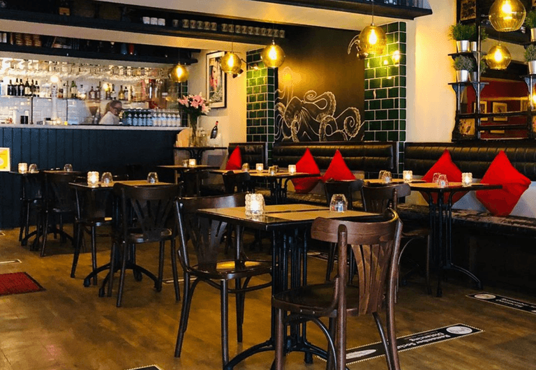 Dublin restaurant facing ‘uncomfortable conversations’ when taking customer bookings Dublin restaurant facing ‘uncomfortable conversations’ when taking customer bookings