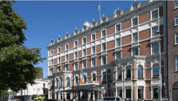 The statues outside the Shelbourne Hotel are set to be restored The statues outside the Shelbourne Hotel are set to be restored