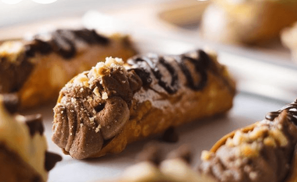 It’s time to say ciao to this cannoli pop-up truck at Coppinger Row It’s time to say ciao to this cannoli pop-up truck at Coppinger Row