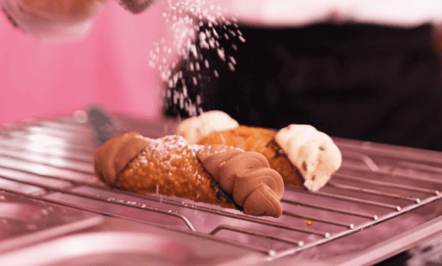 ‘We are back at last’ Ciao Cannoli set up at Grand Canal Street ‘We are back at last’ Ciao Cannoli set up at Grand Canal Street