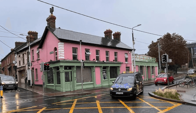 New Dundrum bar PYE opens on Friday complete with a doggy vending machine New Dundrum bar PYE opens on Friday complete with a doggy vending machine