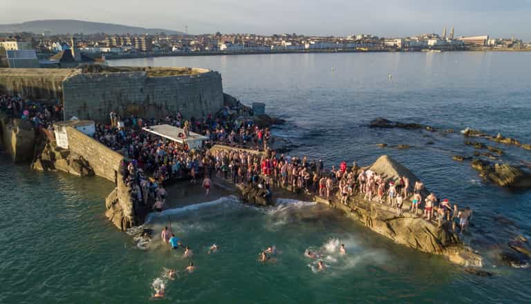 7 top tips if you’re planning a pre-Christmas dinner sea swim 7 top tips if you’re planning a pre-Christmas dinner sea swim