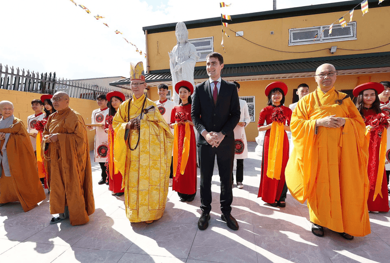 Dublin welcomes Ireland’s first Vietnamese Buddhist Temple Dublin welcomes Ireland’s first Vietnamese Buddhist Temple