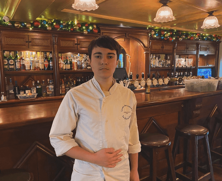 Spitalfields commend their ‘hero’ trainee chef who intervened in yesterday’s school attack Spitalfields commend their ‘hero’ trainee chef who intervened in yesterday’s school attack