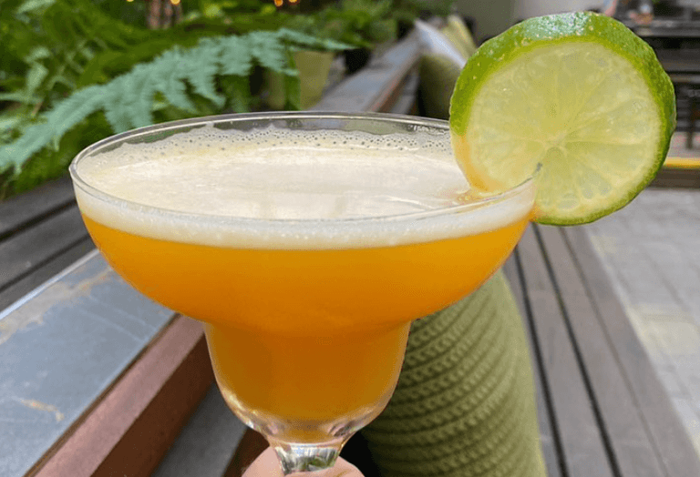 Five delicious ice cold beveraginos to enjoy in the sun Five delicious ice cold beveraginos to enjoy in the sun