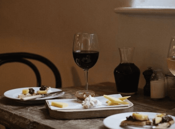 The Lovin Round Up – Openers, closures, and everything in between The Lovin Round Up – Openers, closures, and everything in between