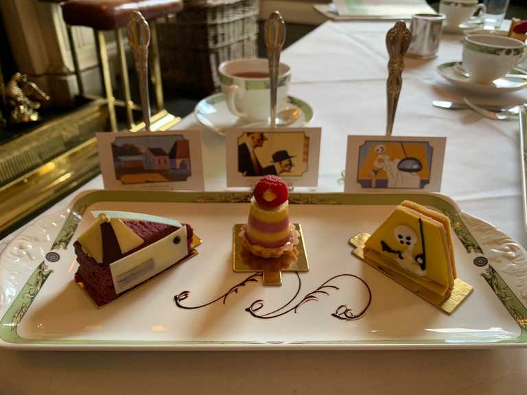 REVIEW: Art tea at The Merrion Hotel REVIEW: Art tea at The Merrion Hotel