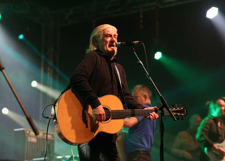 The Saw Doctors announce Dublin gig after five year break The Saw Doctors announce Dublin gig after five year break