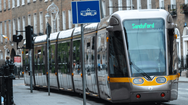 Manhattan Peanuts to challenge Luas Green Line extension in court Manhattan Peanuts to challenge Luas Green Line extension in court