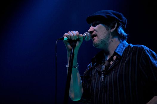 Shane MacGowan performing Fairytale of New York