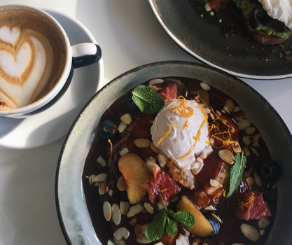 Alma giving free coffee with pancake orders